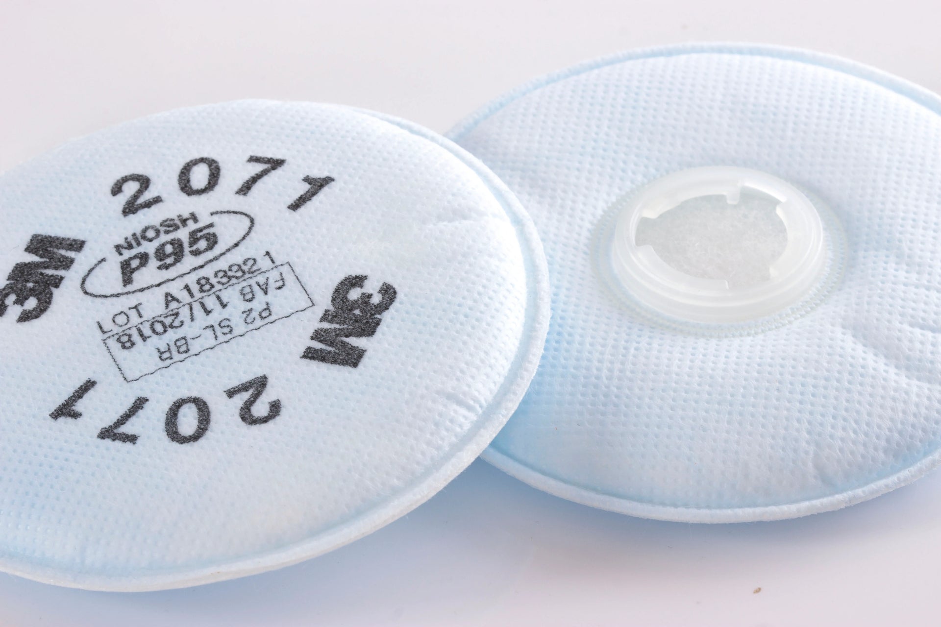 Filtro 3M 2071 P95 para Partículas Protección contra Polvos, Humos y Neblinas Paquete con 2 pza